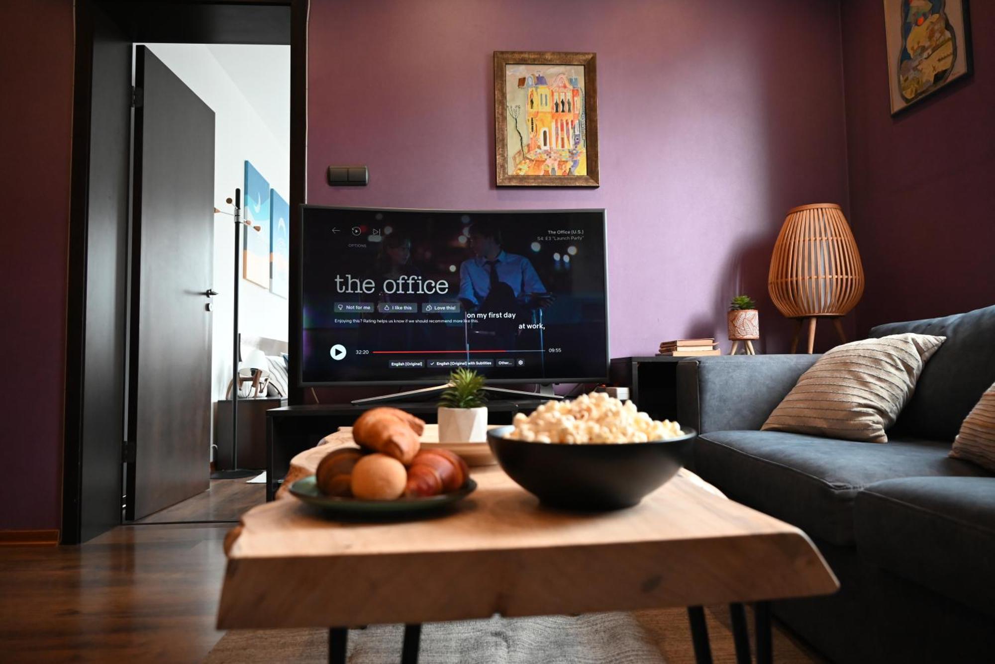 Slaveykov Sqr Urbanlux Topcentre 2bdr Free Parking Apartment Sofia