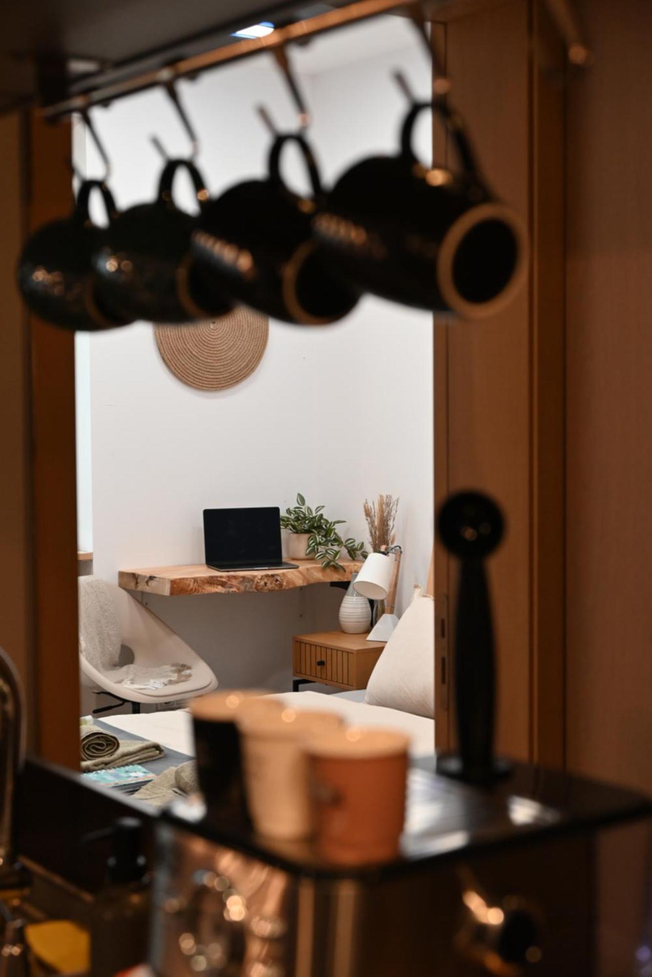 Slaveykov Sqr Urbanlux Topcentre 2bdr Free Parking Apartament *