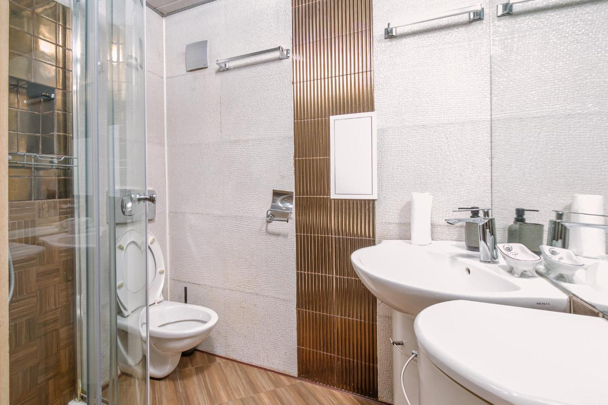Slaveykov Sqr Urbanlux Topcentre 2bdr Free Parking Apartment