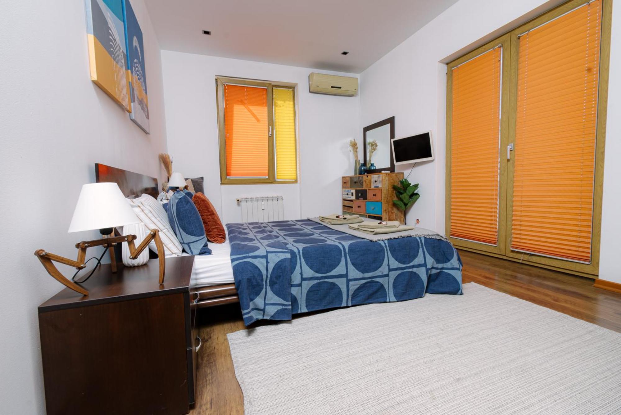 Slaveykov Sqr Urbanlux Topcentre 2bdr Free Parking *
